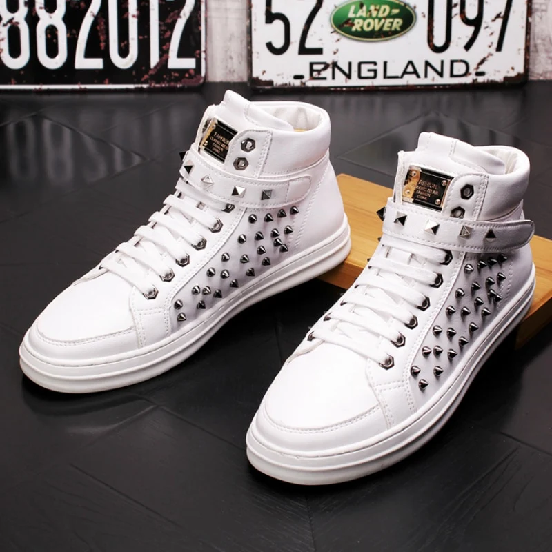 Black and White Casual Rivets Lace Up Men High Top Sneaker